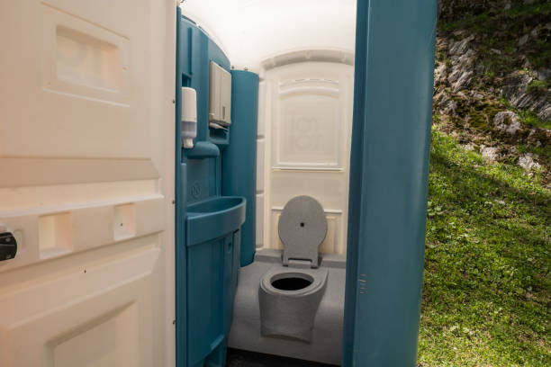 Best High-end porta potty rental  in Plains, TX